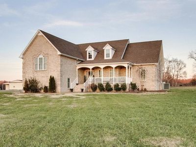 564A Thompson Ln, Portland, TN, 37148