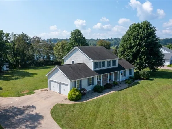 33 Jessie Ln, Westfield, MA 01085