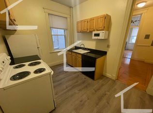 28 Queensberry St #3B, Boston, MA 02215