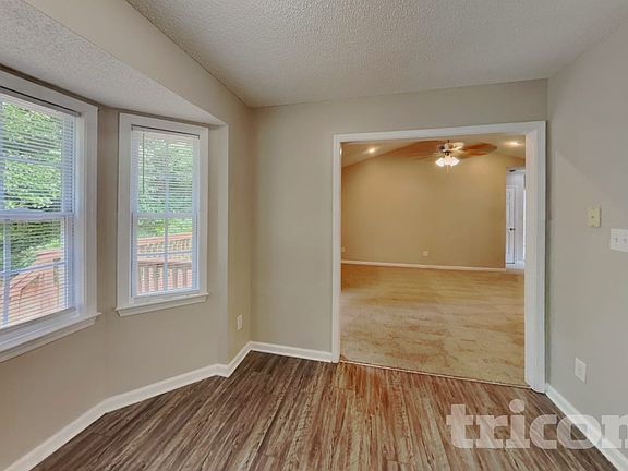 4th image of 76 Wild Oaks Ct