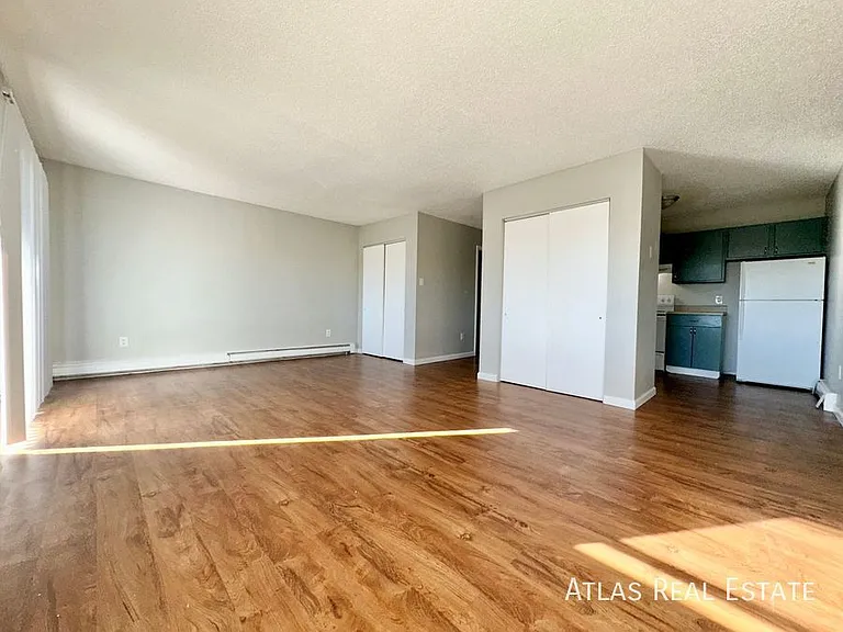 312 W Alabama Ave — Photo 5