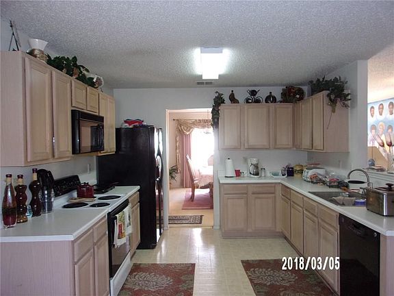 5th image of 711 Lowe Dr