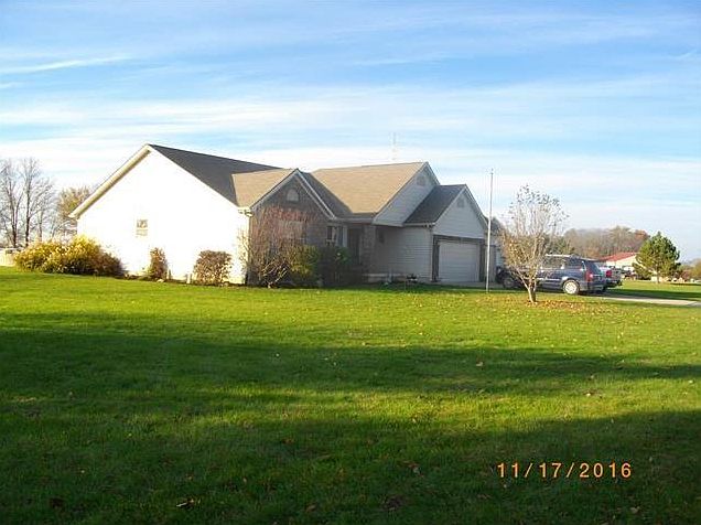 1st image of 5905 Aubrey Ln