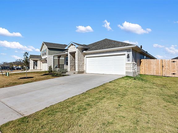 2nd image of 112 Short Toed Swoop