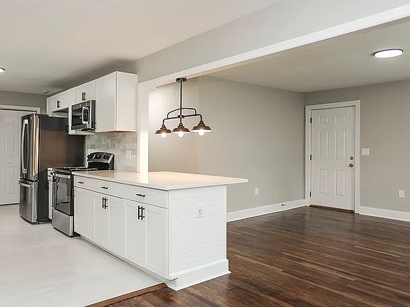 2nd image of 219 Anderson Dr