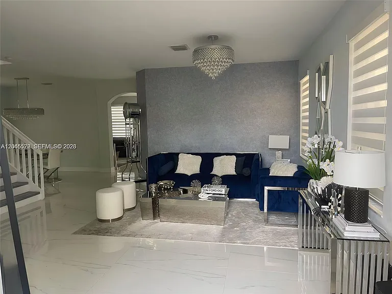 8719 W 33rd Ave — Photo 3