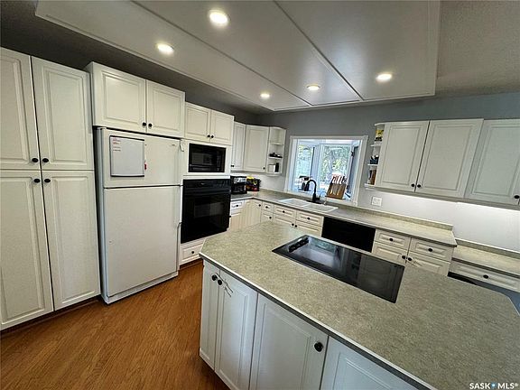 4th image of 1109 10th St