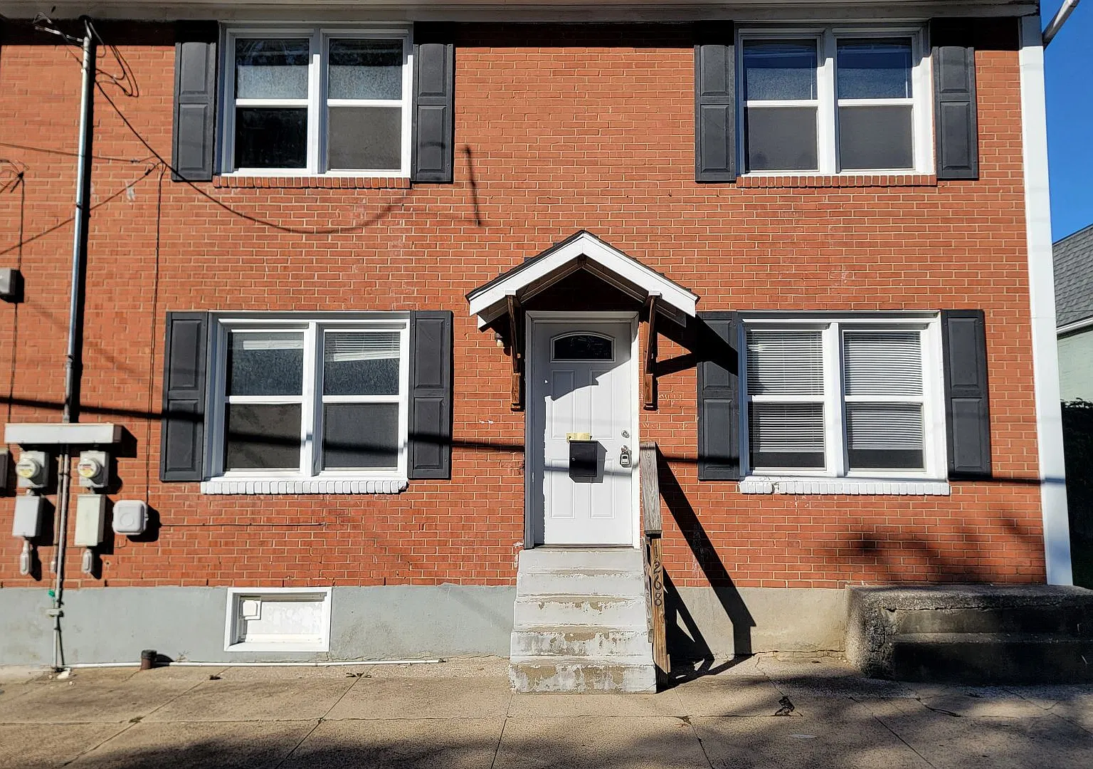 S Clay St — Photo 1