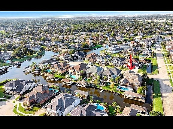 4th image of 2401 Blue Canoe Ct
