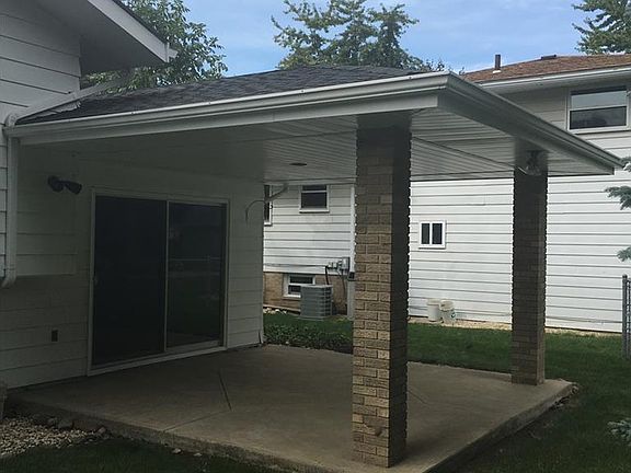 3rd image of 5309 Hampton Dr
