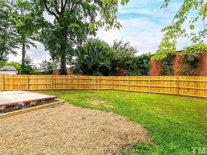 2 bed, 959 sqft, $2,500 — Photo 3