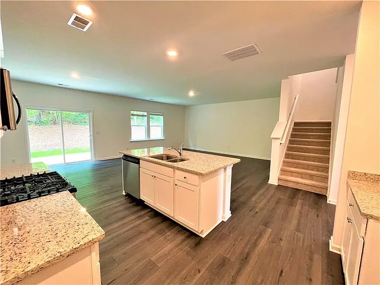 270 Rivulet Dr — Photo 9