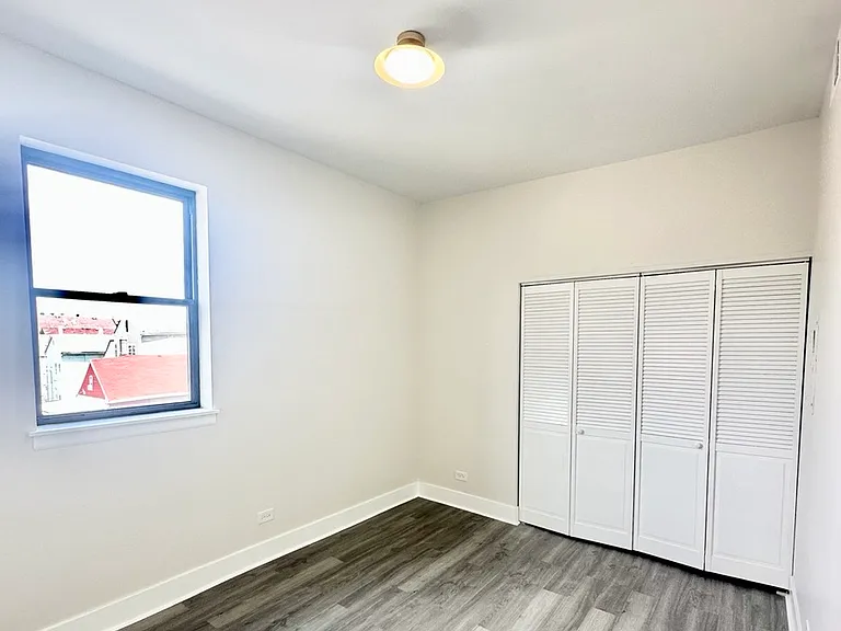 3008 W 23rd St #1B — Photo 5