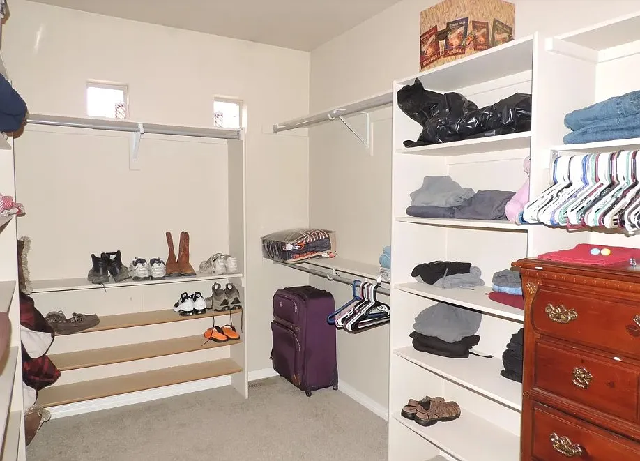 4 bed, 5100 sqft, $5,000 — Photo 4