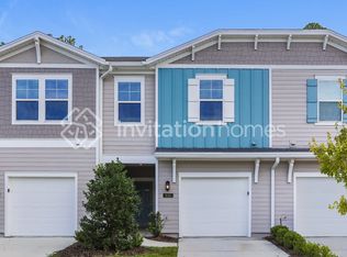 335 Cherry Ridge Dr, Orange Park, FL 32065