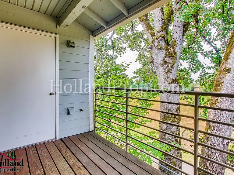 15074 NW Central Dr #305 — Photo 8