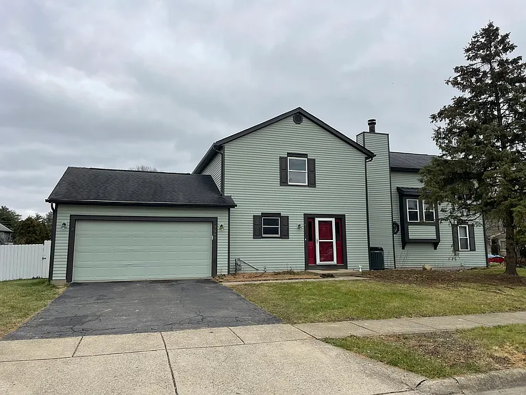 7560 Toweron Ln — Photo 1