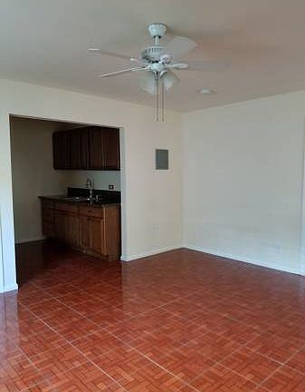 5th image of 206 W Cedar Ave