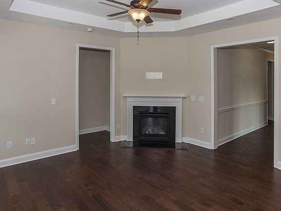 009 Family Room Compressed