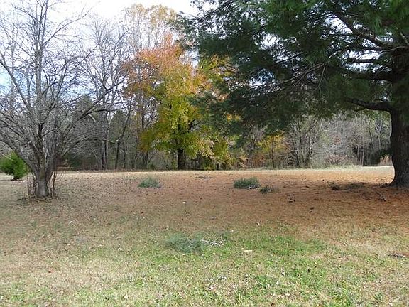 2nd image of 580 Burch Ln