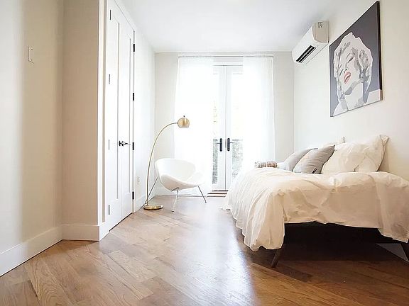2nd image of 289 Fenimore St #3F