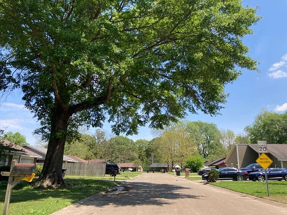 5th image of 2567 Fox Chase Dr