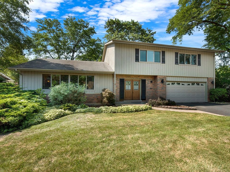 1st image of 2607 Mulberry Ln