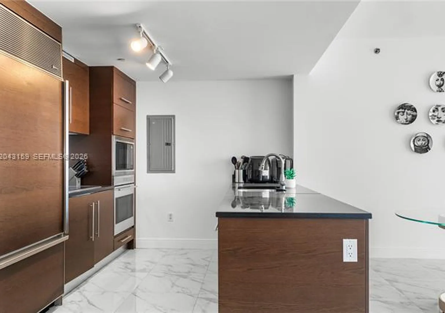465 Brickell Ave cu-5505, Miami, FL 33131 — Photo 2