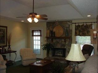 147 Cantrell Ridge Dr, Boiling Springs, SC 29316