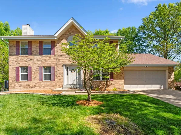 309 Woodland Hill Ct, Ballwin, MO 63021