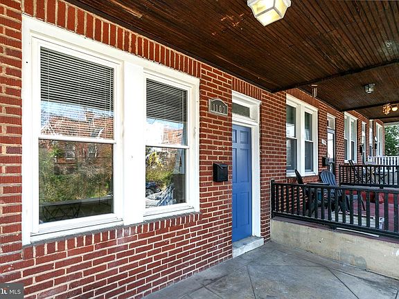 3rd image of 1107 Homestead St