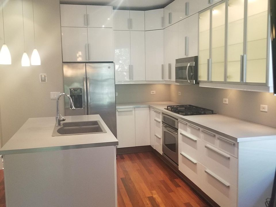 Under cabinet & In cabinet lighting