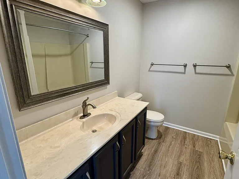 2406 Kingsfield St — Photo 17