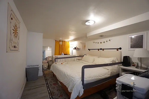 Rented by Rennit Inc. | media 7