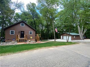 3237 Parkland Dr SW, Carrollton, OH 44615
