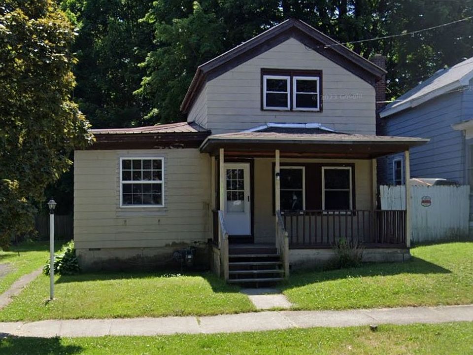 1st image of 118 E Cayuga St