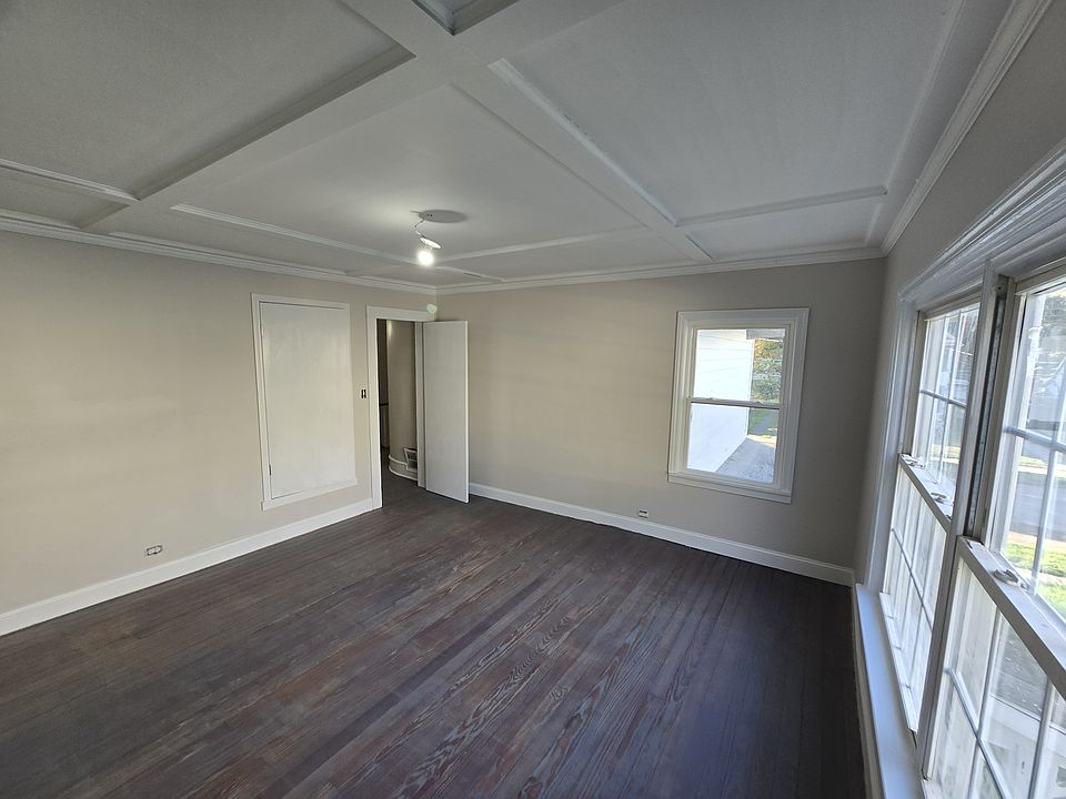 1st image of 260 Caldwell Ave #B