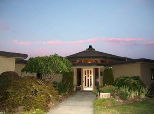 2133 Sunrise Cir, Wenatchee, WA 98801