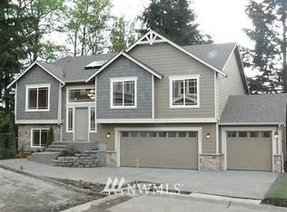 14051 84th Ct NE, Bothell, WA 98011