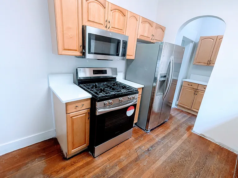 586 Shannon Dr SW — Photo 8