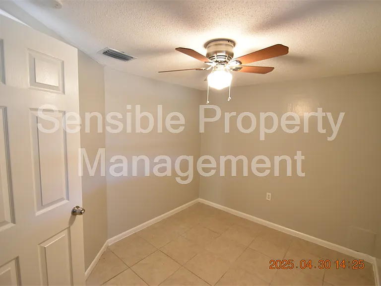 3221 Topp Dr — Photo 42