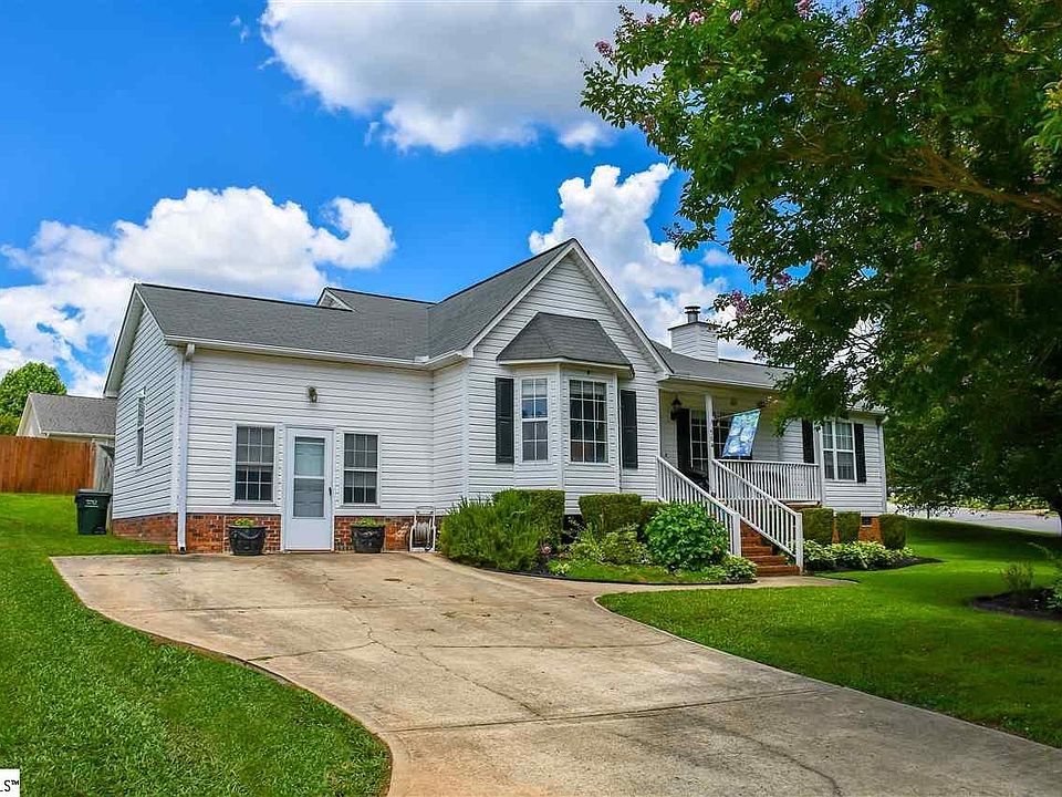 1st image of 504 Lake Lennox Dr