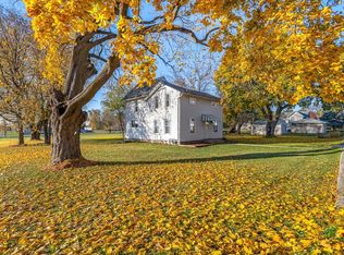 16442 1st St, Seward, IL 61077