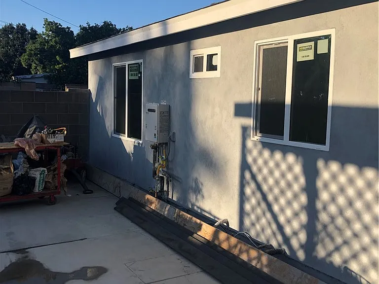 3616 W Victory Blvd — Photo 17