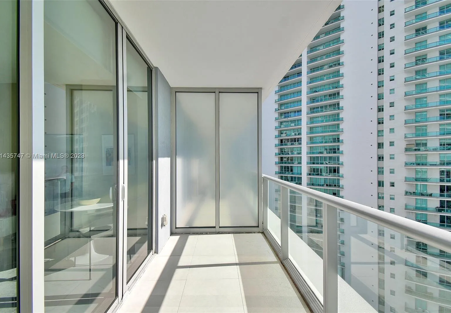 Studio, 375 sqft, $3,800 — Photo 2