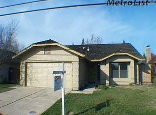 561 E Augusta St, Woodbridge, CA