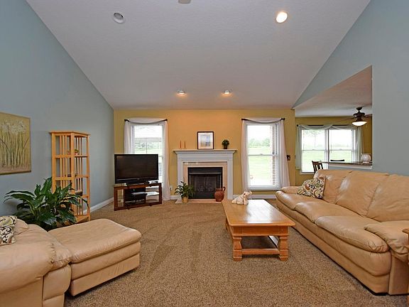 5th image of 7830 S Port Dr