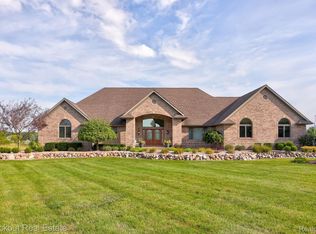 10205 Bradley Rd, Frankenmuth, MI 48734