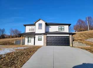 1315 N Cherry St, Avoca, IA 51521