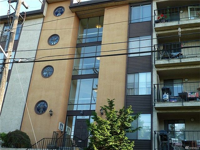 1st image of 9416 1st Ave NE APT 412